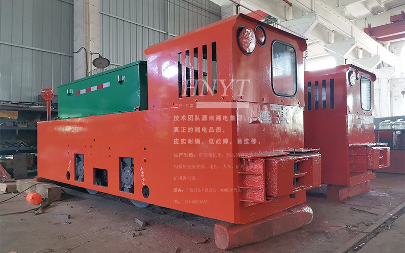 礦用電機車1.jpg